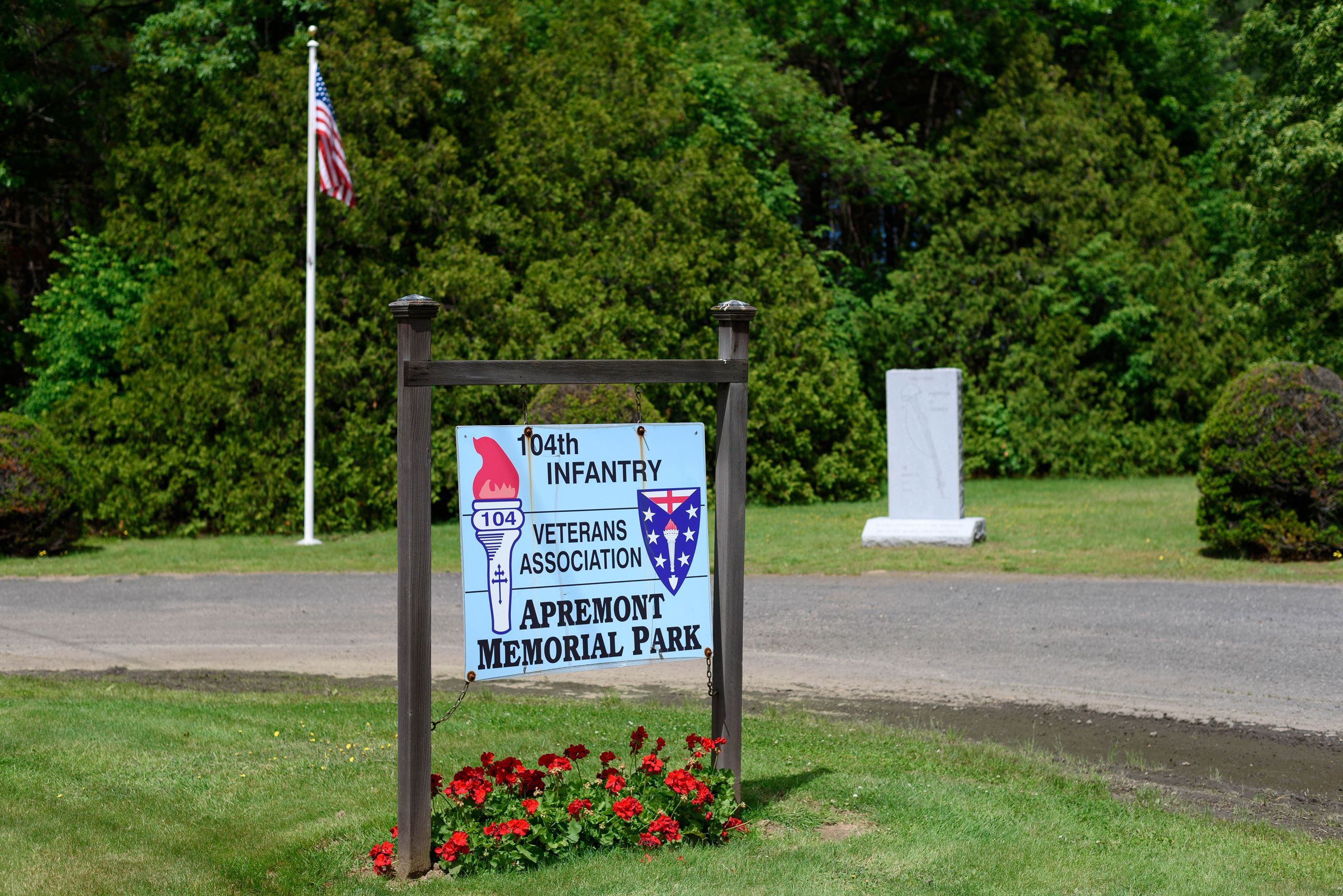 Apremont Park Entrance